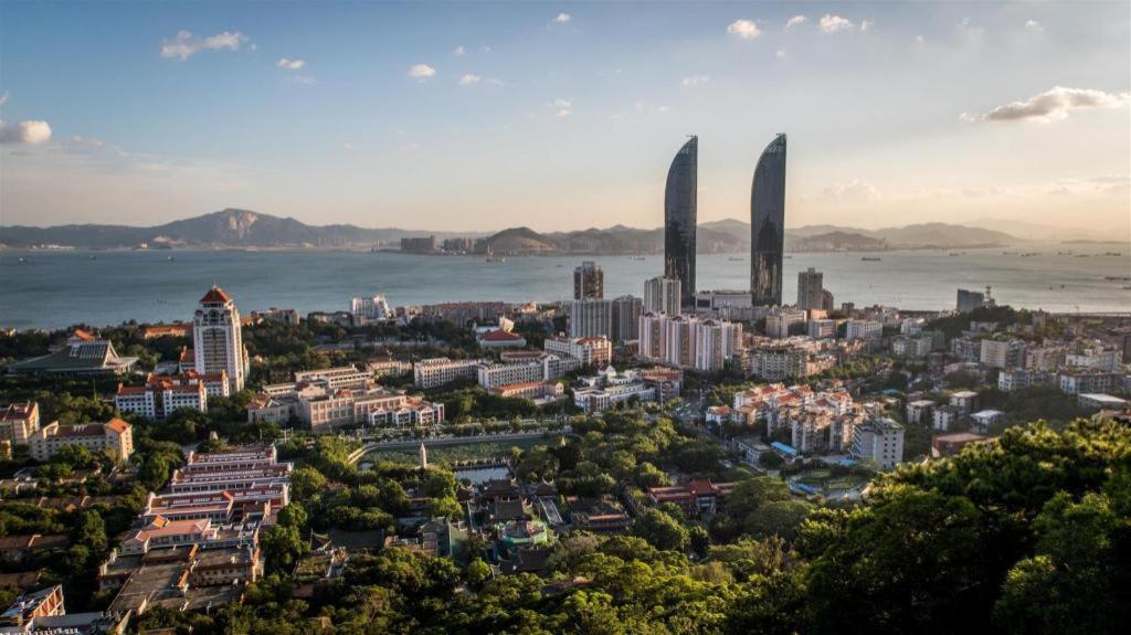 Rezen Hotel Huaxia Xiamen Exteriör bild